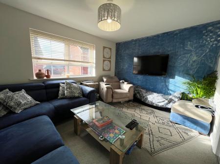 4 bedroom Semi-detached house for sale in Gregory Way, Wigston, LE18