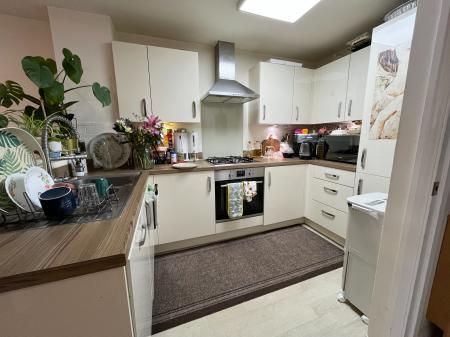 4 bedroom Semi-detached house for sale in Gregory Way, Wigston, LE18