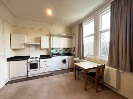 1 bedroom Flat to let in London Road, Stoneygate, Leicester, LE2