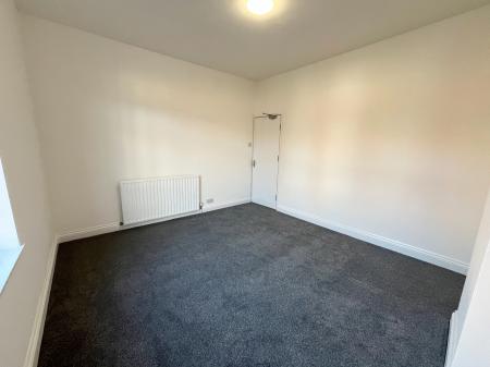 4 bedroom Terraced House to let in Oxford Road, Clarendon Park, Leicester, LE2