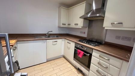 2 bedroom Flat to let in Pavilion Close, Freemens Meadow, Leicester, LE2