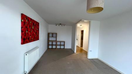 2 bedroom Flat to let in Pavilion Close, Freemens Meadow, Leicester, LE2