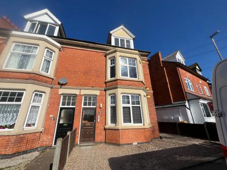 Knighton Road, Clarendon Park, Leicester, LE2