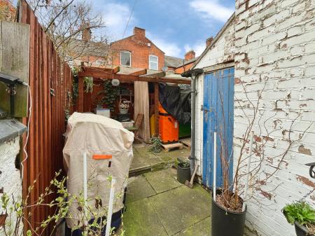 2 bedroom Terraced House for sale in Repton Street, Leicester, LE3