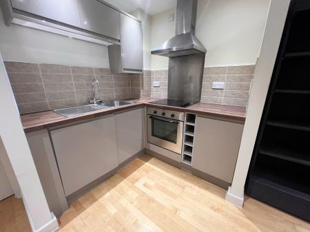 1 bedroom Studio flat to let in Zenith Building, City Centre, Leicester, LE1