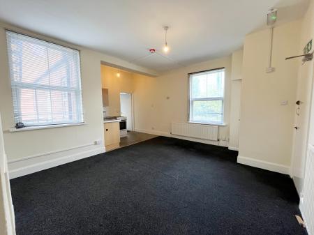 1 bedroom Flat to let in Lower Hastings Street, Leicester, LE1