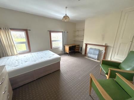 1 bedroom Flat to let in Lancaster Road LE1