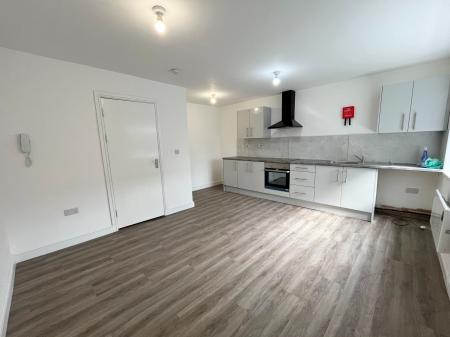 1 bedroom Flat to let in Medina Road, Leicester, LE3
