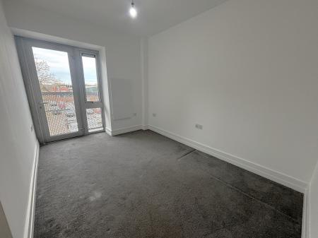 2 bedroom Flat to let in Elbow Lane, City Centre, Leicester, LE1