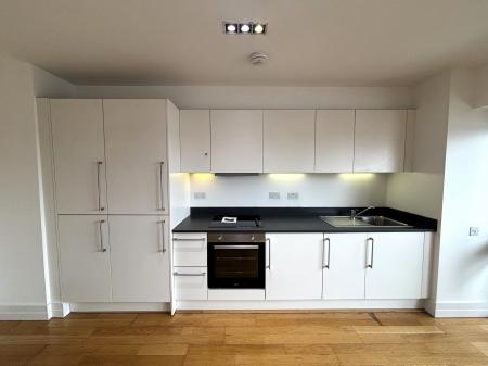 2 bedroom Flat to let in Elbow Lane, City Centre, Leicester, LE1