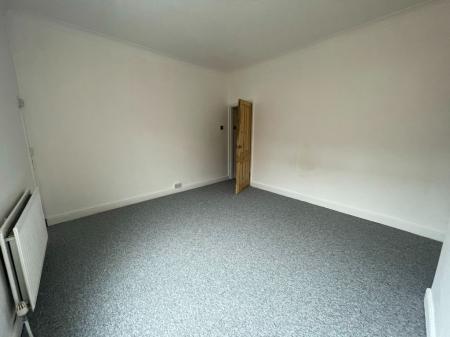 2 bedroom Terraced House to let in Richmond Road, Aylestone, Leicester, LE2