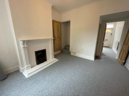2 bedroom Terraced House to let in Richmond Road, Aylestone, Leicester, LE2