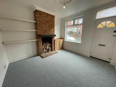 2 bedroom Terraced House to let in Richmond Road, Aylestone, Leicester, LE2