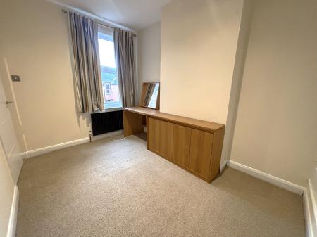 2 bedroom Terraced House to let in Oxford Road, Clarendon Park, Leicester, LE2