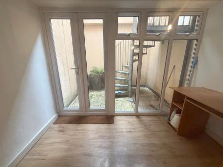 3 bedroom Terraced House to let in Princess Road East, City Centre, Leicester, LE1