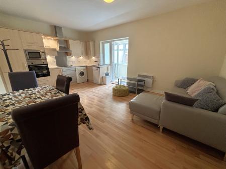 3 bedroom Terraced House to let in Princess Road East, City Centre, Leicester, LE1