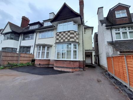 London Road, Clarendon Park, Leicester, LE2