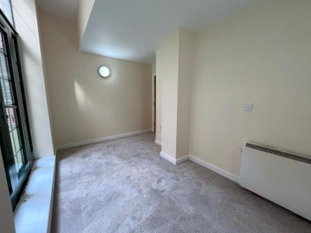2 bedroom Flat to let in Rutland St, City Centre, Leicester, LE1