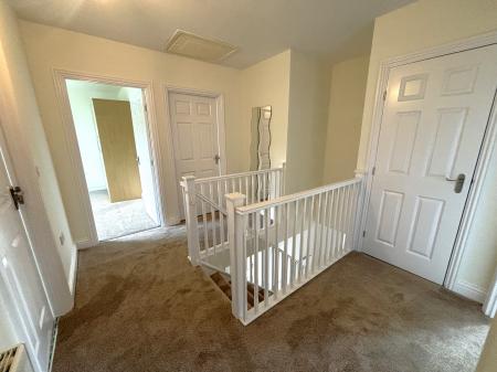 4 bedroom Detached house to let in Harrow Place, Knighton, Leicester, LE2