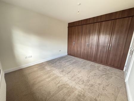 4 bedroom Detached house to let in Harrow Place, Knighton, Leicester, LE2