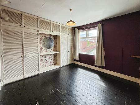 2 bedroom Terraced House for sale in Wordsworth Road, Knighton Fields, Leicester, LE2