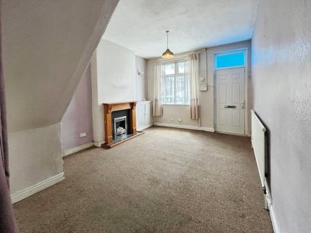 2 bedroom Terraced House for sale in Wordsworth Road, Knighton Fields, Leicester, LE2