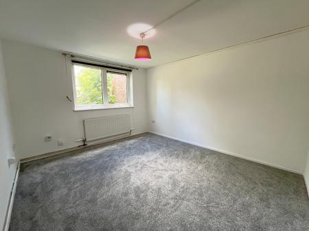 1 bedroom Flat to let in Herle Walk, Braunstone, LE3