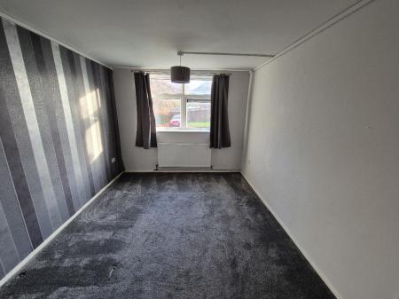 1 bedroom Flat to let in Herle Walk, Braunstone, LE3