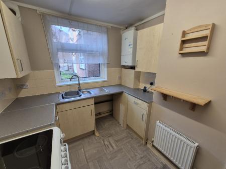 1 bedroom Flat to let in Herle Walk, Braunstone, LE3