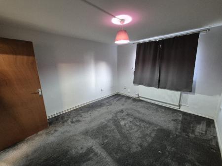1 bedroom Flat to let in Herle Walk, Braunstone, LE3