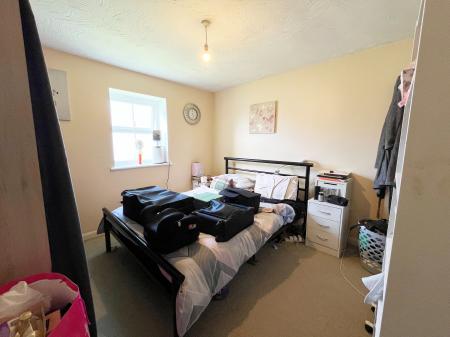 2 bedroom Flat to let in Strathern Road,, Leicester, LE3