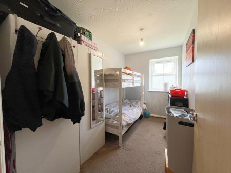 2 bedroom Flat to let in Strathern Road,, Leicester, LE3
