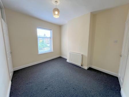 3 bedroom Terraced House to let in Clarendon Park Road, Clarendon Park, Leicester, LE2