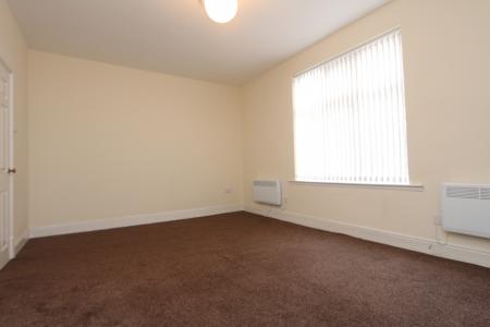 1 bedroom Flat to let in Aylestone Road, Aylestone, Leicester, LE2