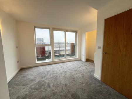 2 bedroom Flat to let in Rutland Street, City Centre, Leicester, LE1