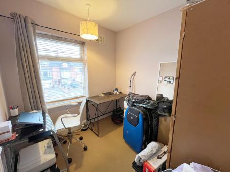 3 bedroom Semi-detached house to let in Aylestone Road, Aylestone, Leicester, LE2