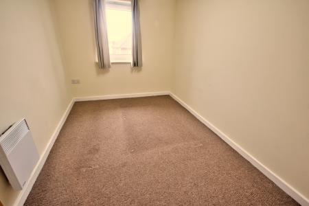 2 bedroom Flat to let in Welford Road, Clarendon Park, Leicester, LE2