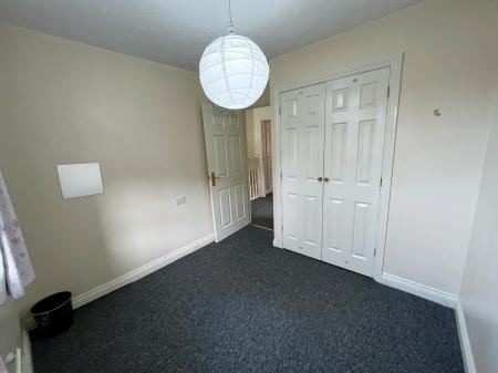3 bedroom Town house to let in Farndale Close, Leicester, LE2