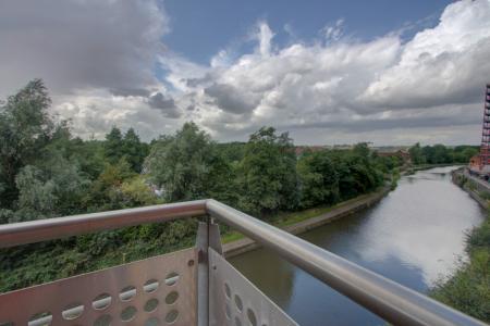 2 bedroom Flat to let in Bath Lane, City Centre, Leicester, LE3