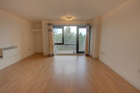 2 bedroom Flat to let in Bath Lane, City Centre, Leicester, LE3
