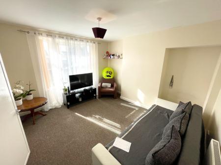 3 bedroom Terraced House to let in Mortimer Way, Braunstone, LE3