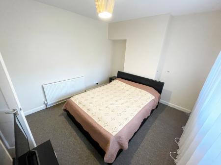 3 bedroom Terraced House to let in Mortimer Way, Braunstone, LE3