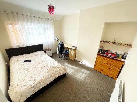 3 bedroom Terraced House to let in Mortimer Way, Braunstone, LE3