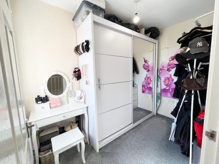 2 bedroom Detached house to let in Hampshire Road, Aylestone, Leicester, LE2