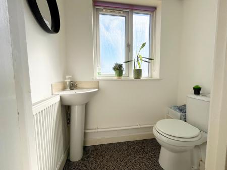 2 bedroom Detached house to let in Hampshire Road, Aylestone, Leicester, LE2