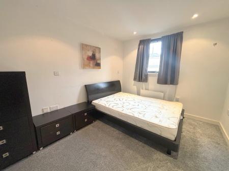 1 bedroom Flat to let in Colton Square, City Centre, Leicester, LE1