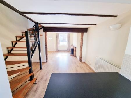 2 bedroom Terraced House for sale in Main Street, Wigston, LE18