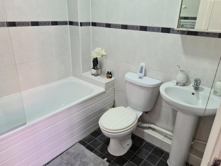 1 bedroom Flat to let in Bishop Street, City Centre, Leicester, LE1