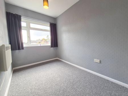 2 bedroom Flat to let in Avenue Road, Clarendon Park, Leicester, LE2