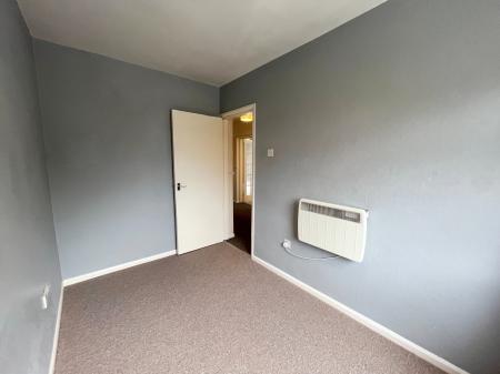 2 bedroom Flat to let in Avenue Road, Clarendon Park, Leicester, LE2